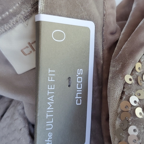 Chicos Sequined Front velvet back pants 0 NWT - Picture 4 of 5